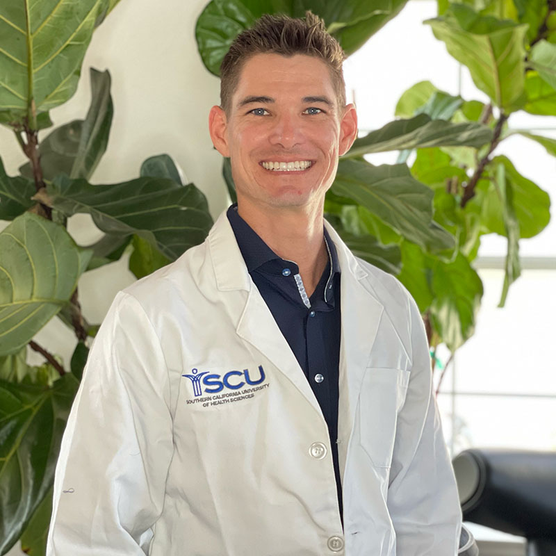 Headshot of Dr. Hamilton mobile chiropractic practice